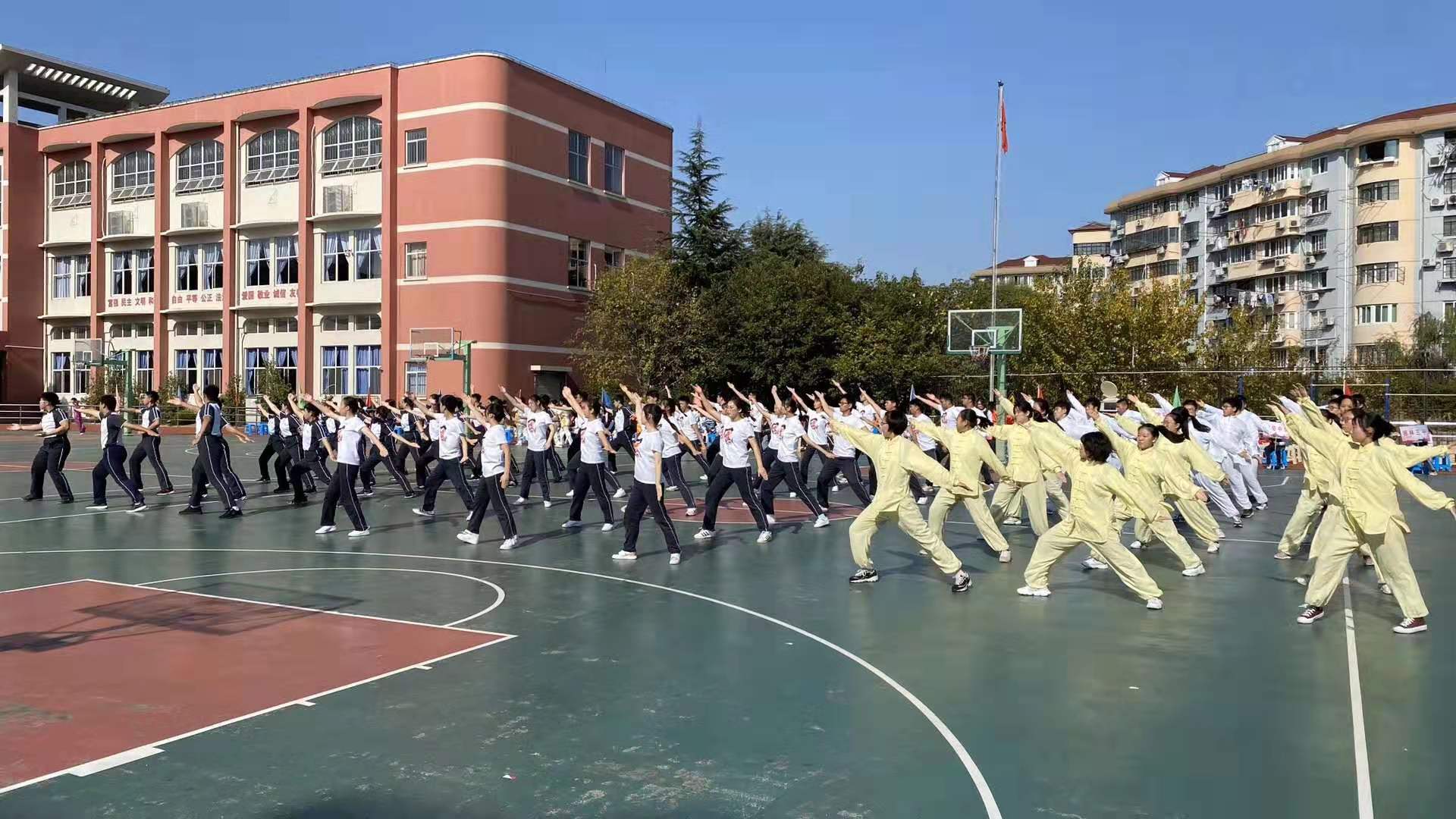 f7d44eed-2e9c-4bce-8387-27038377a54e.jpg