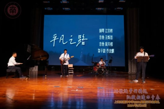 开场2.jpg