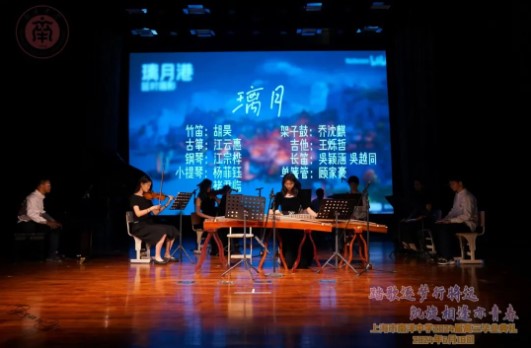 开场1.jpg